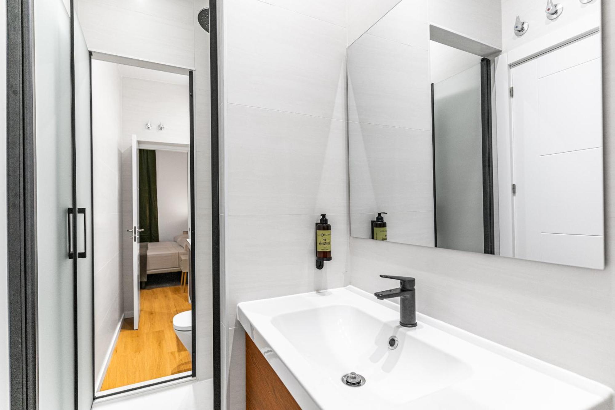 Apartamento Vr Jeronima Madri